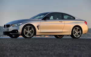   BMW 435i Coupe Sport Line - 2013