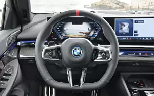   BMW i5 M60 xDrive (Alpine White Metallic) - 2023