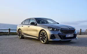   BMW i5 M60 xDrive (Frozen Pure Grey) - 2023