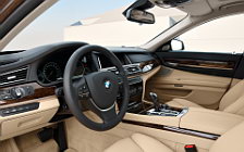   BMW 750Li - 2012