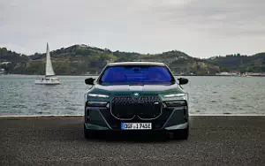   BMW i7 M70 xDrive (Aurora Diamond Green) - 2023