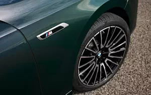   BMW i7 M70 xDrive (Aurora Diamond Green) - 2023