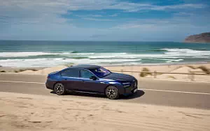   BMW i7 M70 xDrive (Frozen Tanzanite Blue) - 2023