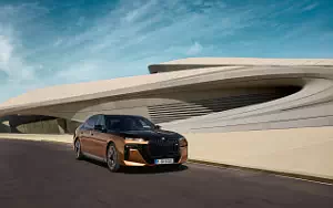   BMW i7 M70 xDrive - 2023