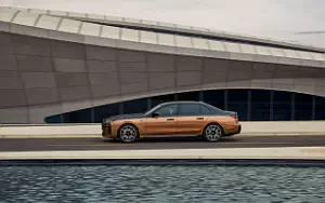   BMW i7 M70 xDrive - 2023