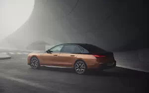   BMW i7 M70 xDrive - 2023