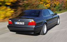   BMW 750iL E38