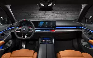   BMW M5 - 2024