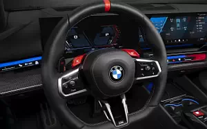   BMW M5 - 2024