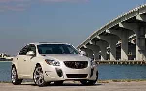   Buick Regal GS - 2013