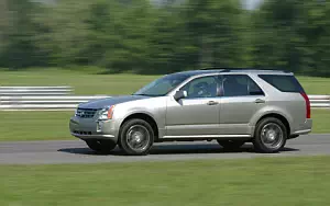   Cadillac SRX - 2004