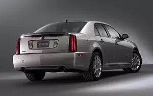   Cadillac STS-V - 2006