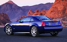   Cadillac XLR 2004