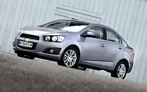   Chevrolet Aveo Sedan - 2011