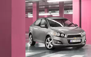   Chevrolet Aveo Sedan - 2011