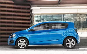   Chevrolet Aveo - 2011