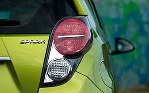   Chevrolet Spark - 2013