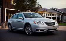   Chrysler 200 Sedan - 2011