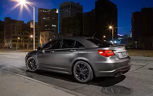   Chrysler 200S Special Edition - 2013