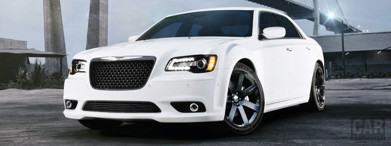   Chrysler 300 SRT8 - 2012 - Car wallpapers