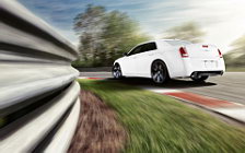   Chrysler 300 SRT8 - 2012