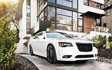   Chrysler 300 SRT8 - 2012