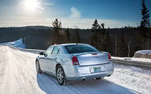   Chrysler 300 Glacier - 2013