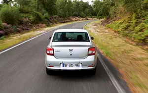   Dacia Logan - 2012