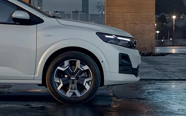 ���� ���������� Dacia Logan - 2025