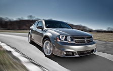   Dodge Avenger R/T - 2011