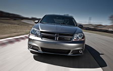   Dodge Avenger R/T - 2011