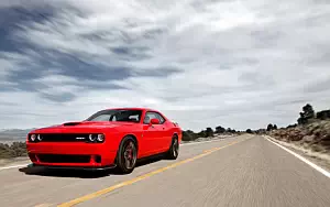   Dodge Challenger SRT Hellcat - 2015