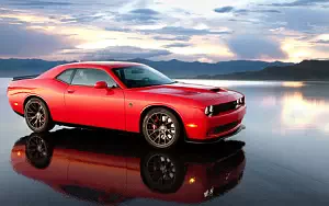   Dodge Challenger SRT Hellcat - 2015