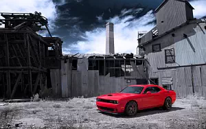   Dodge Challenger SRT Hellcat - 2015