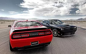   Dodge Challenger SRT Hellcat - 2015