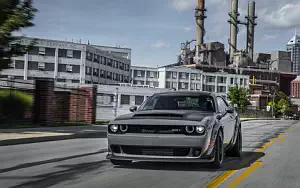   Dodge Challenger SRT Demon - 2017