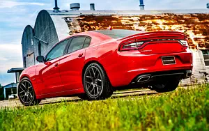   Dodge Charger R/T - 2015