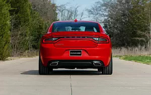   Dodge Charger R/T - 2015