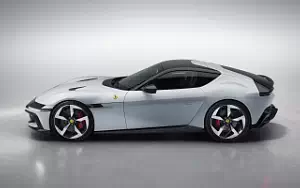   Ferrari 12Cilindri (Bianco Artico) - 2024