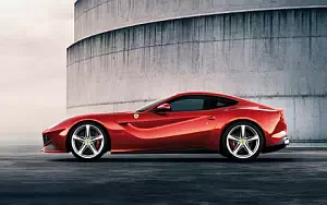   Ferrari F12berlinetta - 2012