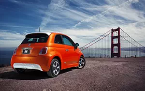   Fiat 500e - 2013