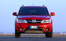   Fiat Freemont AWD - 2012