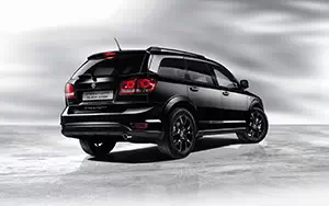   Fiat Freemont Black Code - 2013