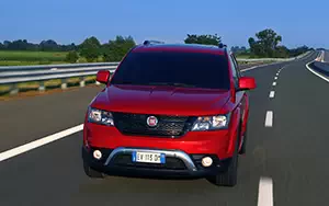   Fiat Freemont Cross - 2014