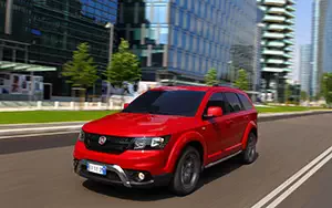   Fiat Freemont Cross - 2014