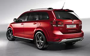   Fiat Freemont Cross - 2014