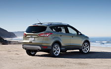   Ford Escape Titanium - 2013