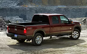   Ford F-250 Super Duty King Ranch FX4 Crew Cab - 2015