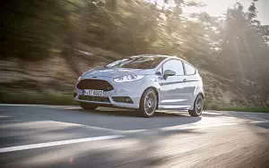   Ford Fiesta ST200 - 2016