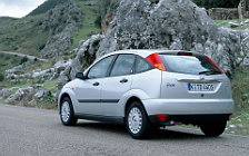   Ford Focus Hatchback 5door - 2001